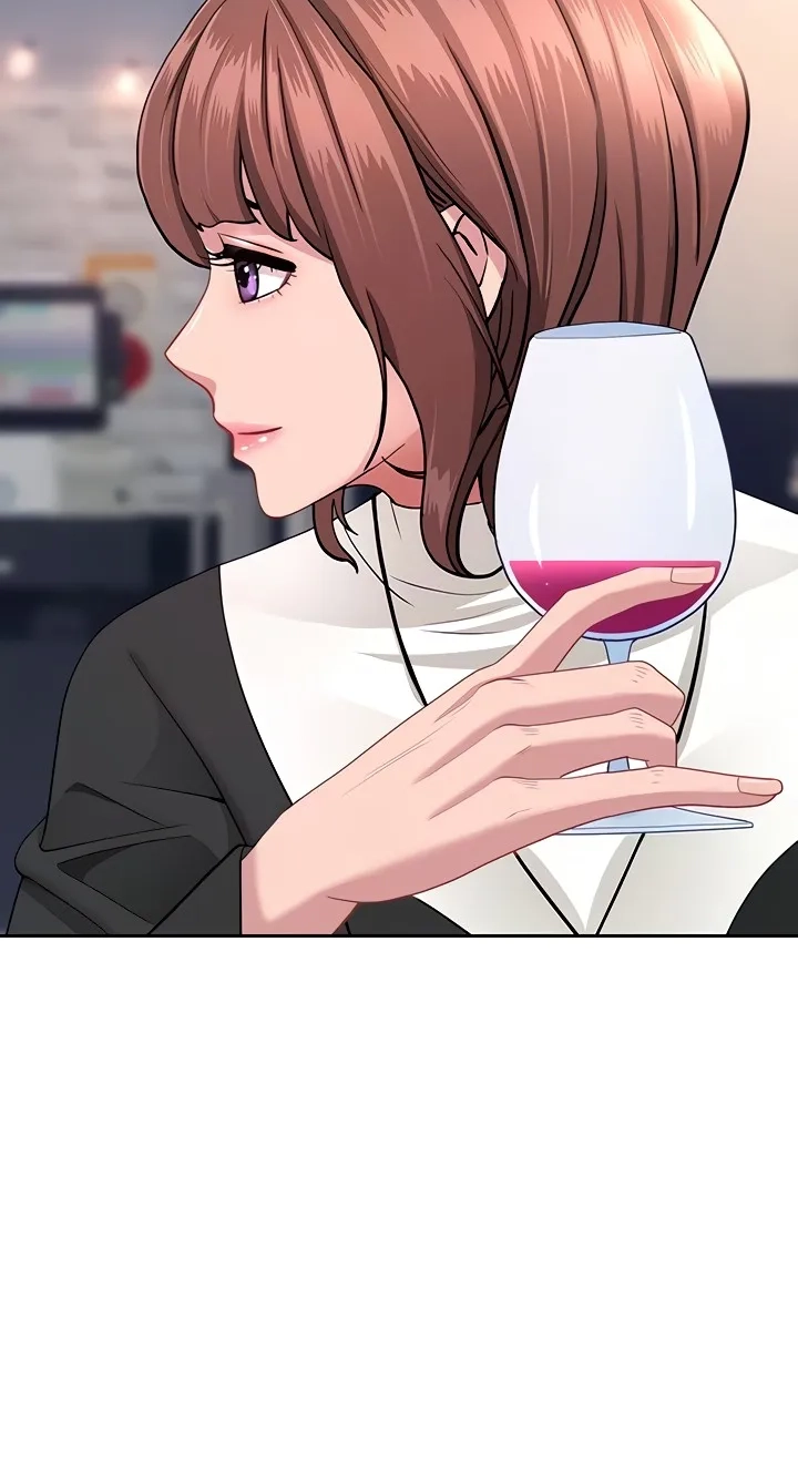 She’s a married woman (Official)